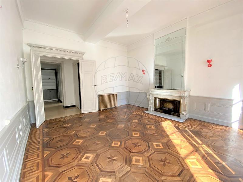 Appartement - 90 m² - 3 pièces