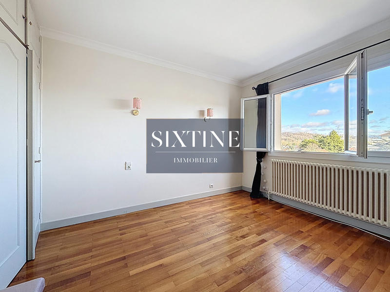 Appartement - 89 m² - 3 pièces