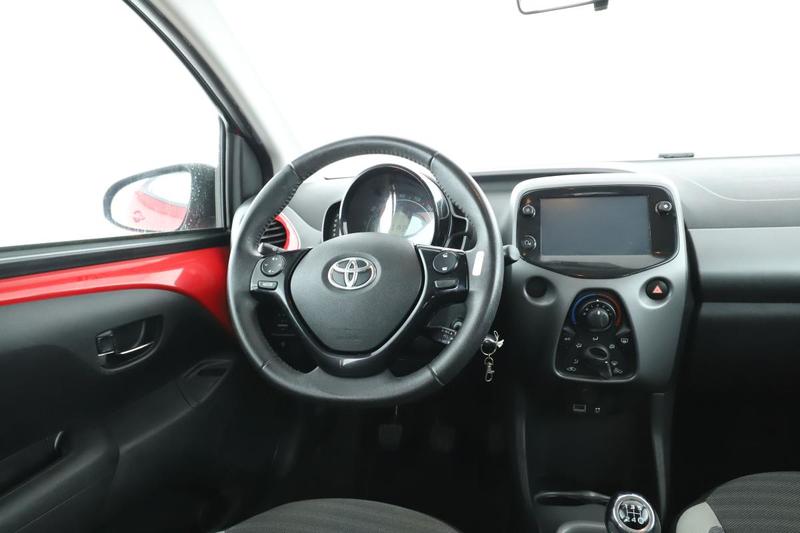 Toyota Aygo 1.0 Vvt-i X-Play 5p 72 ch