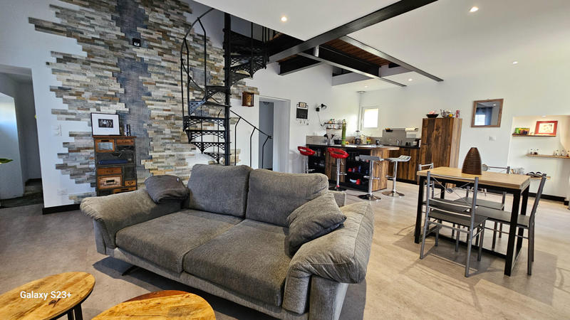 Maison - 105 m² - 4 pièces