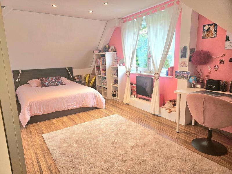 Maison - 168 m² - 6 pièces