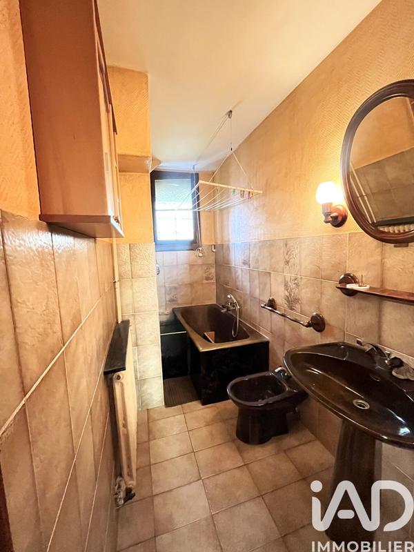 Appartement - 79 m² - 3 pièces