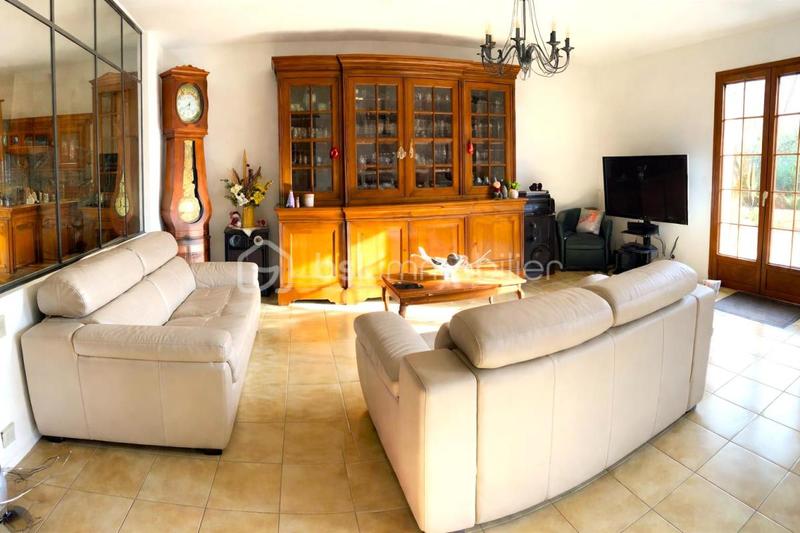 Maison - 140 m² - 6 pièces