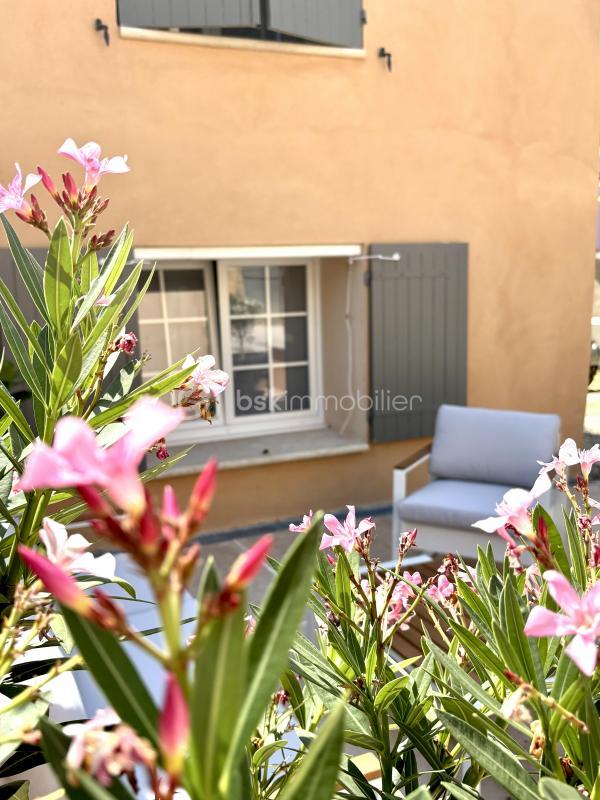 Maison traditionnelle - 94 m² - 4 pièces