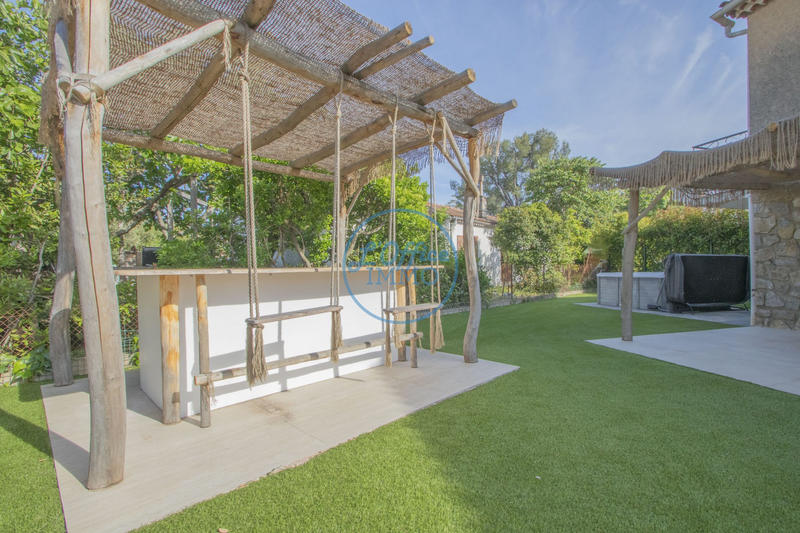 Maison - 130 m² - 7 pièces