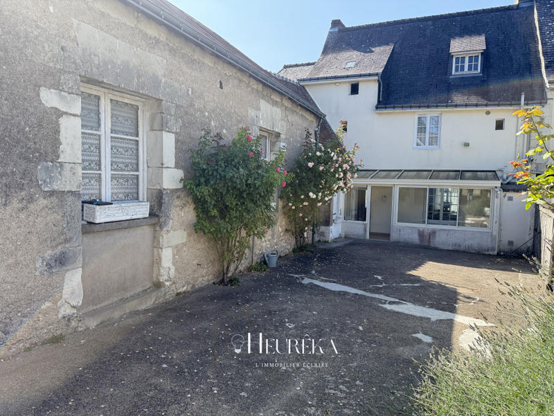Maison - 250 m² - 7 pièces