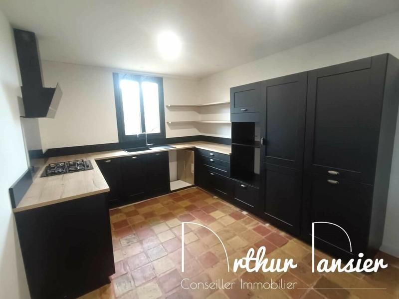 Maison en pierre - 185 m² - 5 pièces