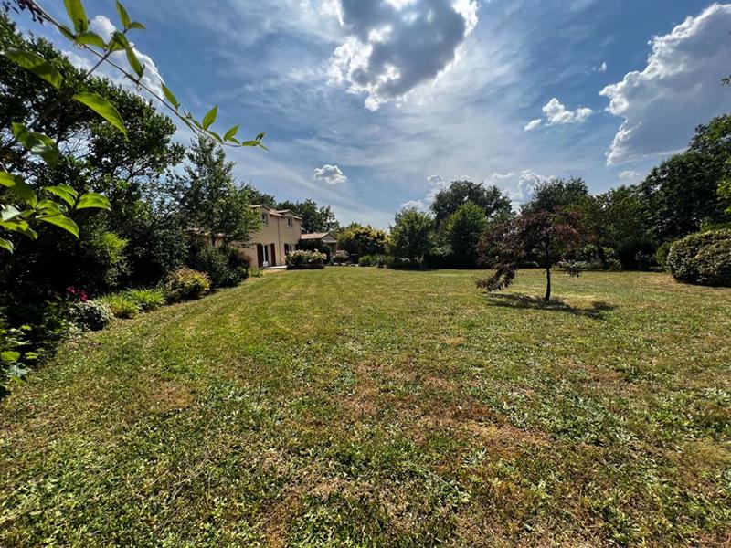 Maison - 190 m² - 6 pièces