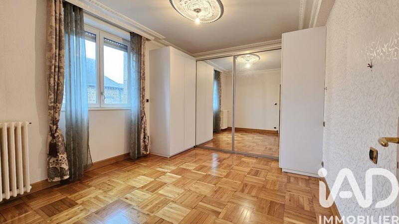 Maison de ville - 195 m² - 9 pièces