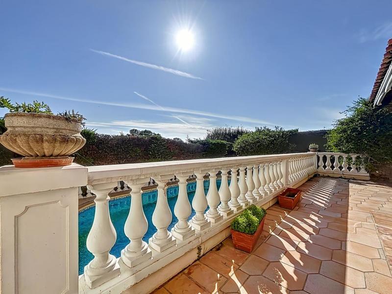 Villa - 182 m² - 5 pièces