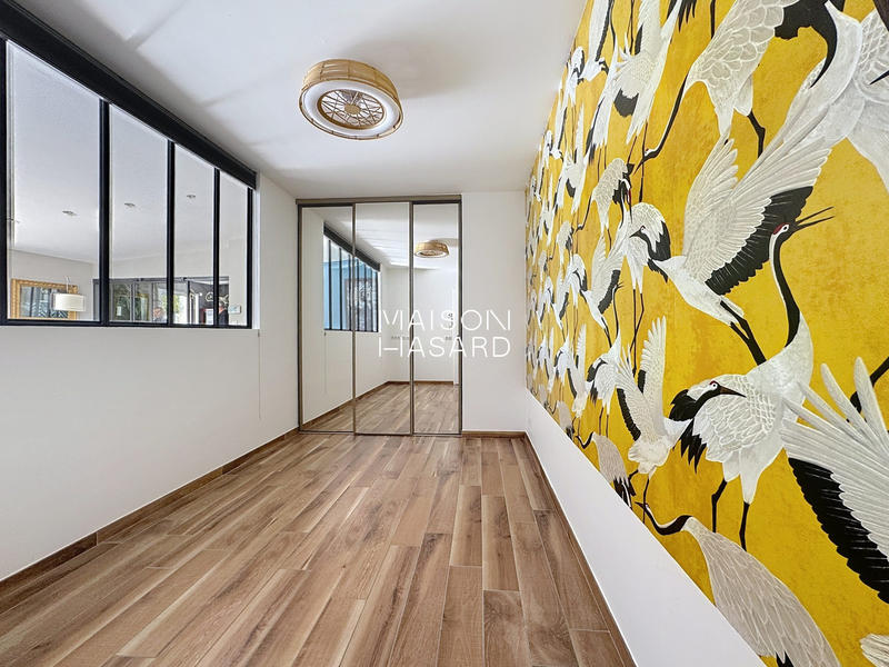 Maison contemporaine - 202 m² - 7 pièces