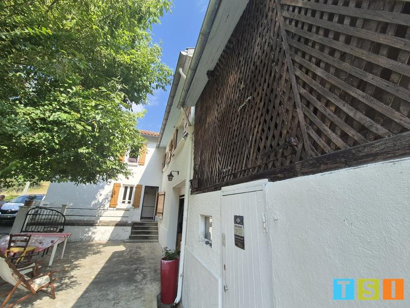 Maison - 135 m² - 6 pièces