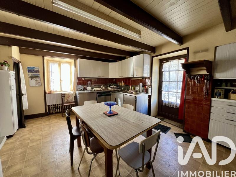 Maison de village - 166 m² - 7 pièces