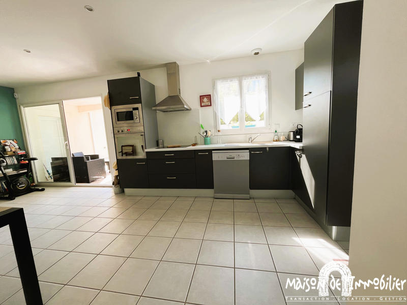 Maison - 185 m² - 7 pièces