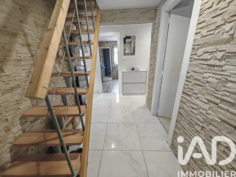 Maison - 83 m² - 4 pièces