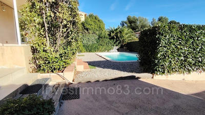 Maison - 127 m² - 5 pièces