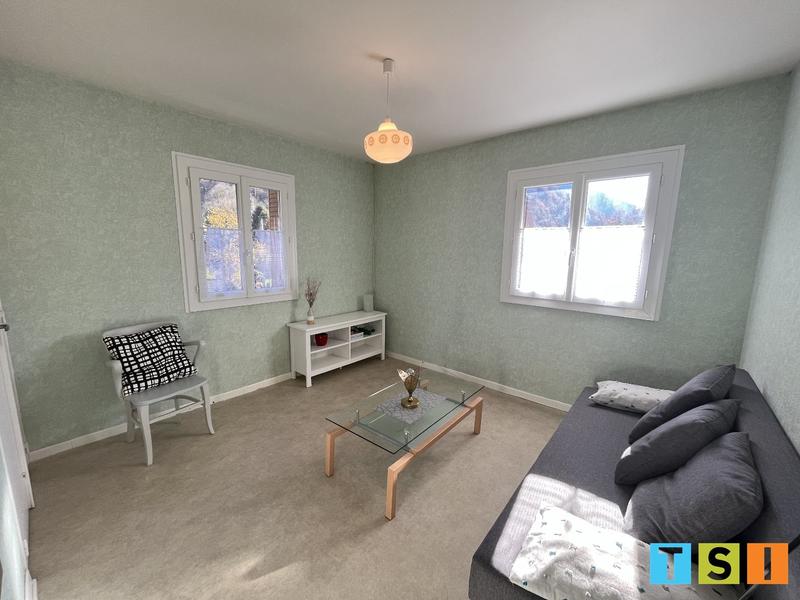 Maison - 260 m² - 12 pièces