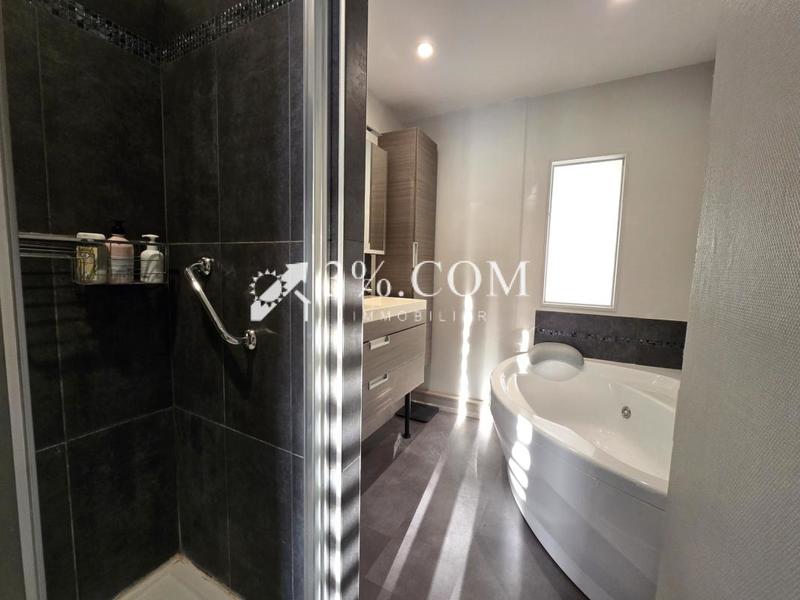 Appartement - 98 m² - 4 pièces