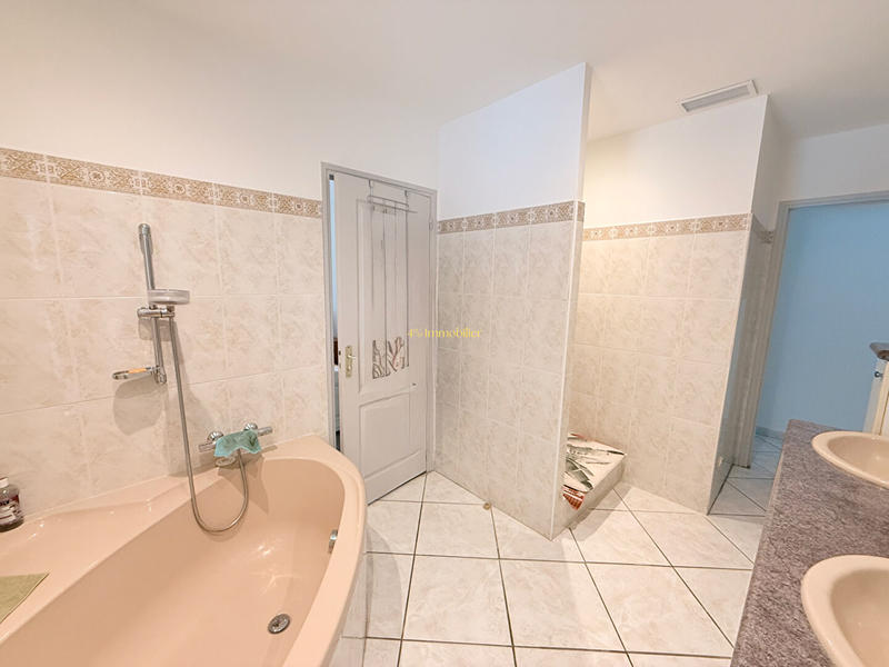 Maison - 160 m² - 6 pièces