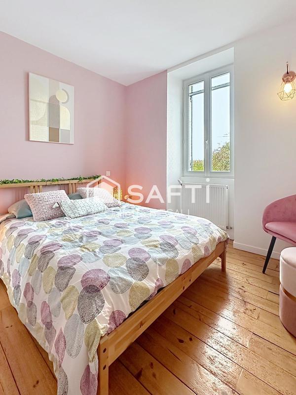 Maison - 251 m² - 8 pièces