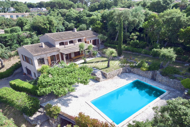 Villa - 154 m² - 6 pièces