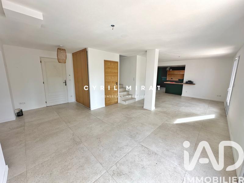 Maison - 160 m² - 7 pièces