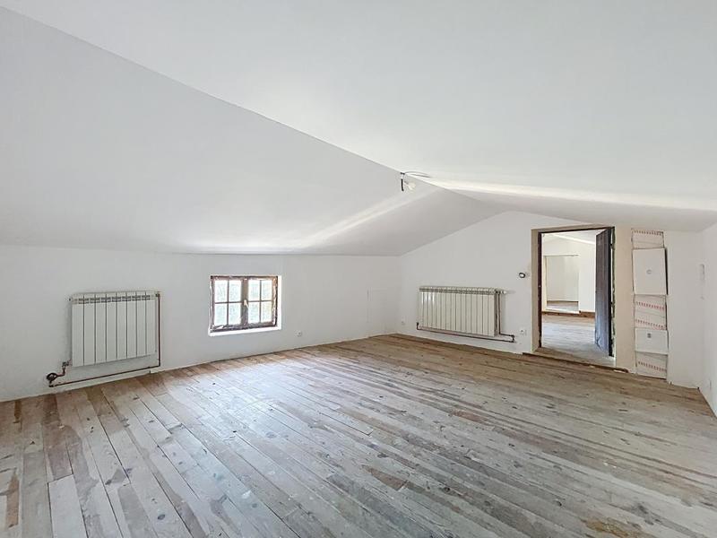 Maison - 185 m² - 6 pièces