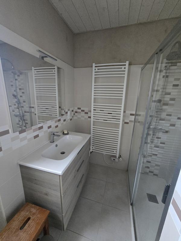 Propriété - 320 m² - 12 pièces