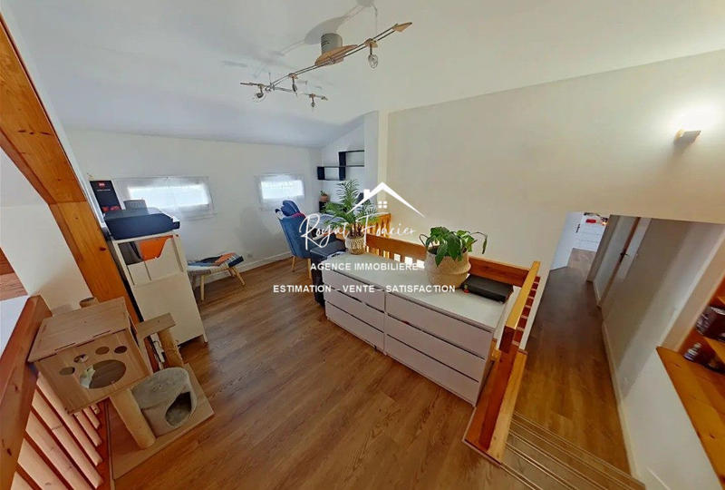 Maison contemporaine - 149 m² - 4 pièces