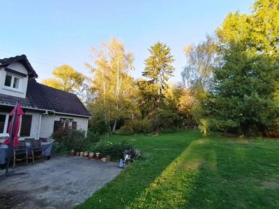 Maison traditionnelle - 112 m² - 6 pièces