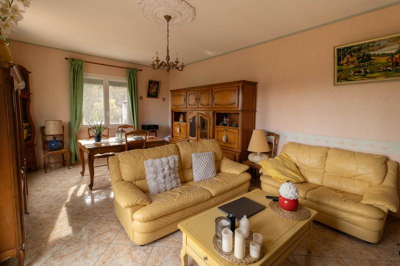 Maison - 148 m² - 7 pièces