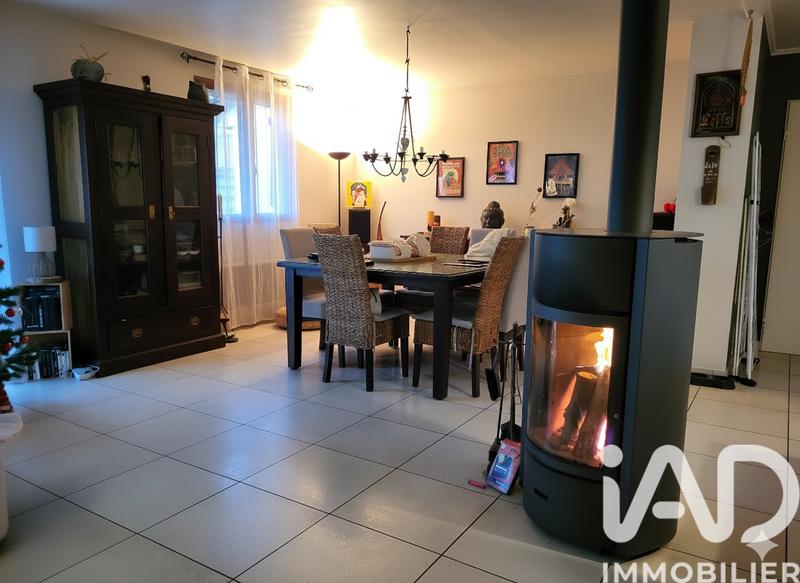 Maison - 111 m² - 5 pièces