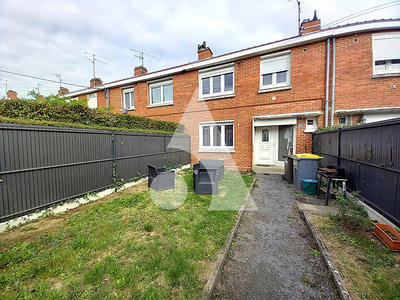 Maison - 79 m² - 7 pièces