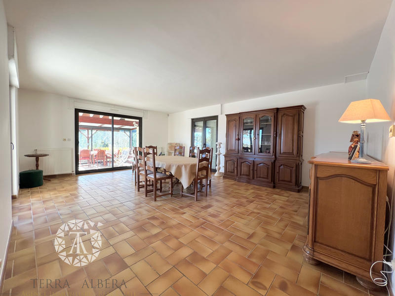 Villa - 195 m² - 7 pièces