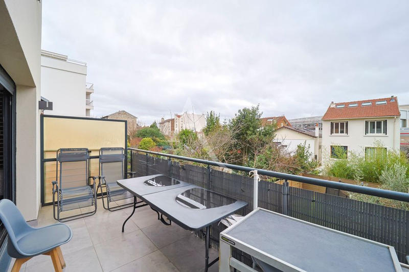 Maison - 169 m² - 5 pièces