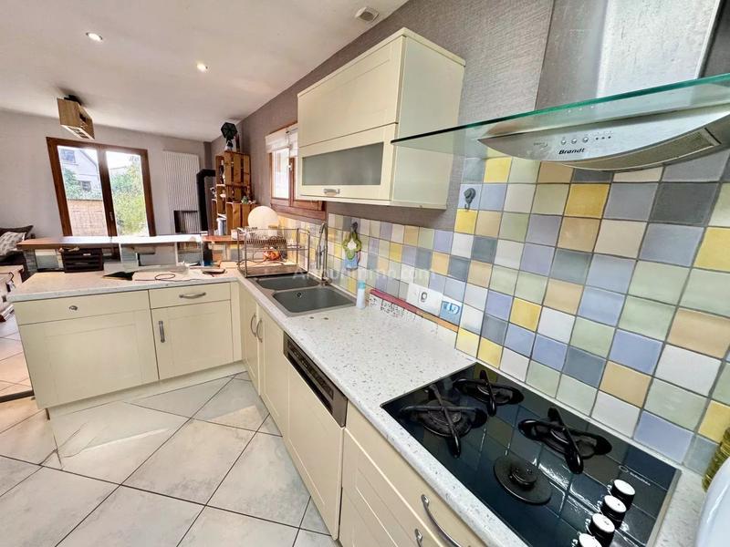 Maison - 170 m² - 6 pièces