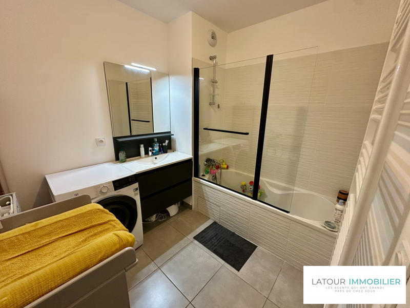 Appartement - 84 m² - 4 pièces