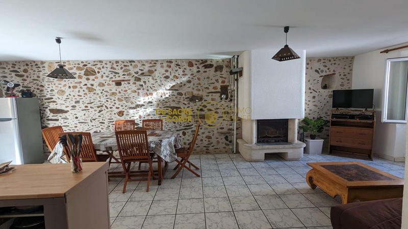 Maison - 93 m² - 4 pièces