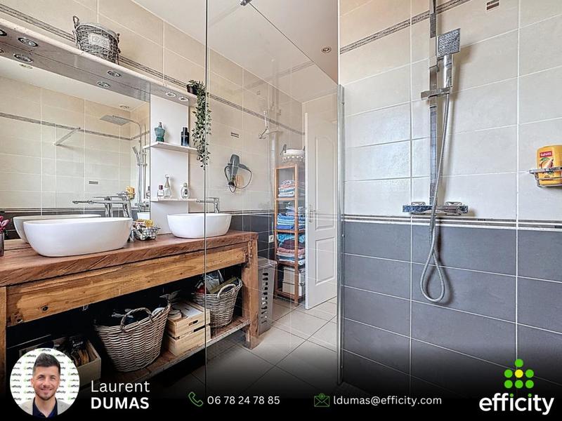 Maison - 187 m² - 6 pièces