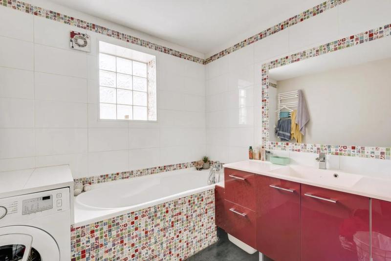 Maison - 178 m² - 8 pièces