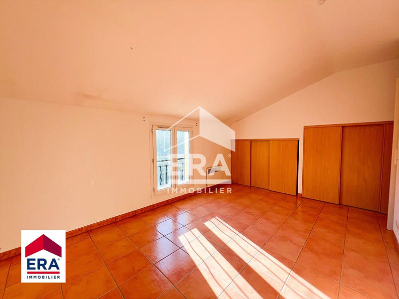 Maison - 104 m² - 4 pièces