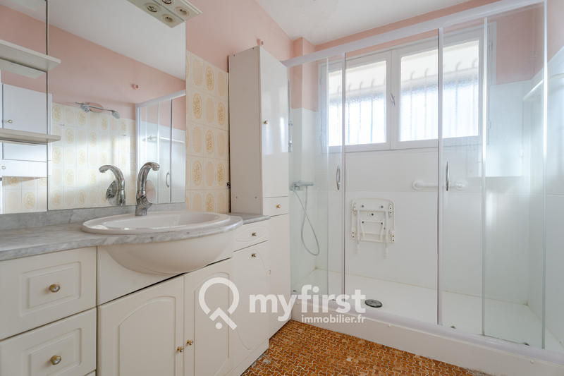 Appartement - 83 m² - 4 pièces