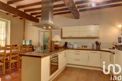 Maison - 192 m² - 4 pièces