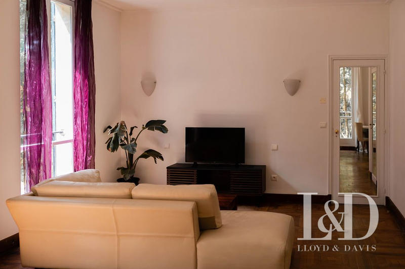 Château - 600 m² - 18 pièces