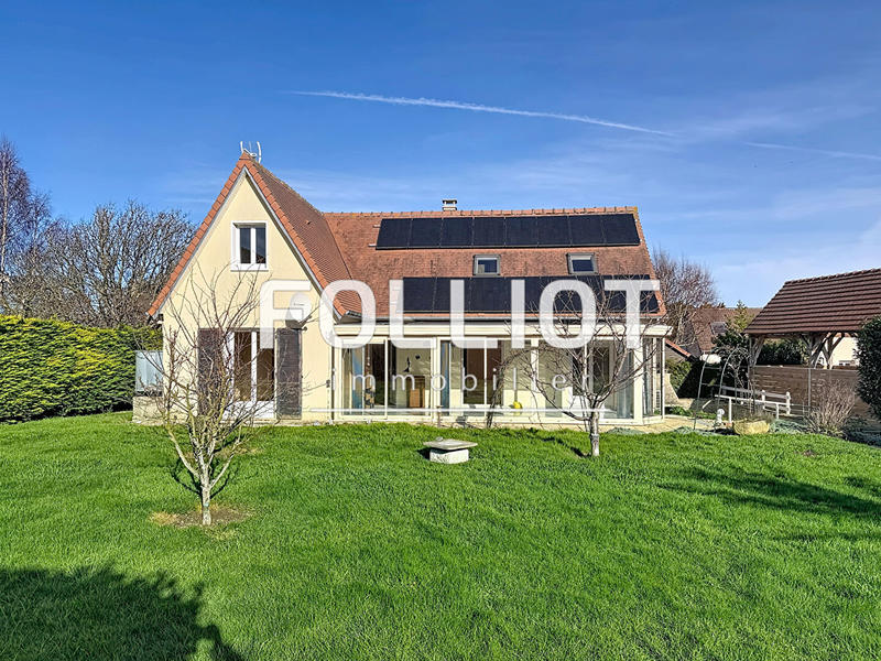 Maison - 137 m² - 6 pièces