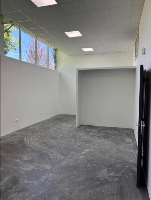 Local d'activité / Entrepôt - 800 m²