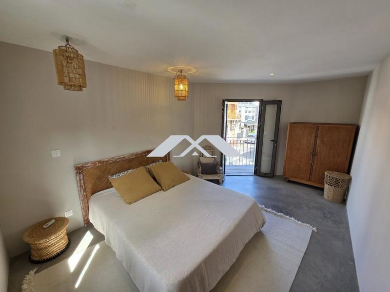 Villa - 90 m² - 4 pièces