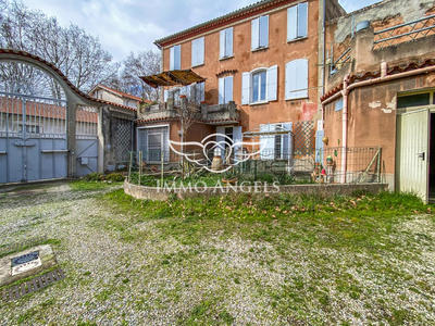 Appartement - 129 m² - 3 pièces