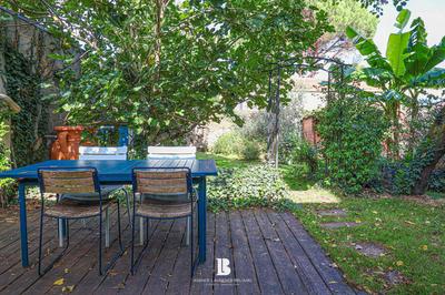 Maison - 180 m² - 8 pièces