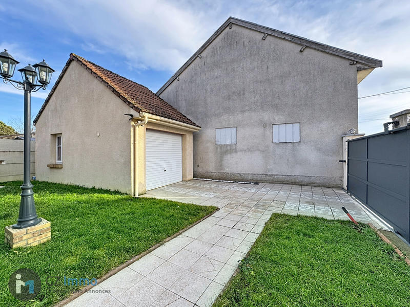 Maison - 98 m² - 6 pièces